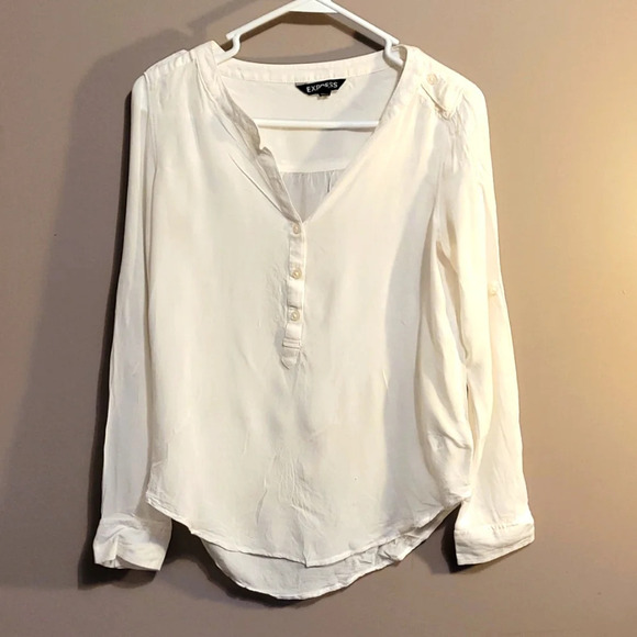 Express Tops - E24-EXPRESSS: WOMENS XS WHITE TOP